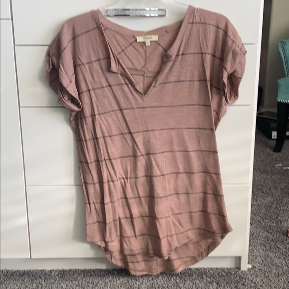 Light weight t shirt